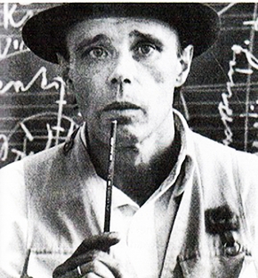 Stuletnia rocznica urodzin Josepha Beuysa (1921-1986). Co pozostało 35 lat po śmierci artysty ?